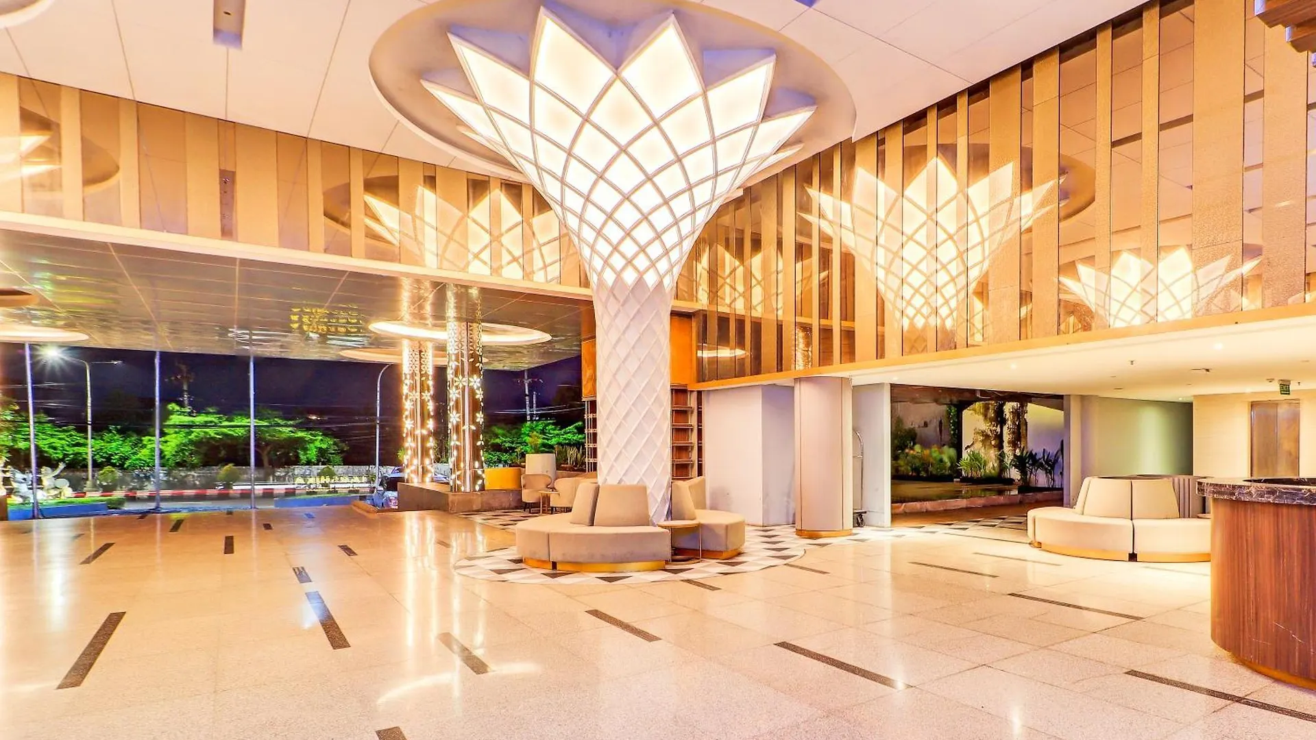 Sunday Hotel Arshika Sunset Road Kuta  4*, Kuta (Bali)