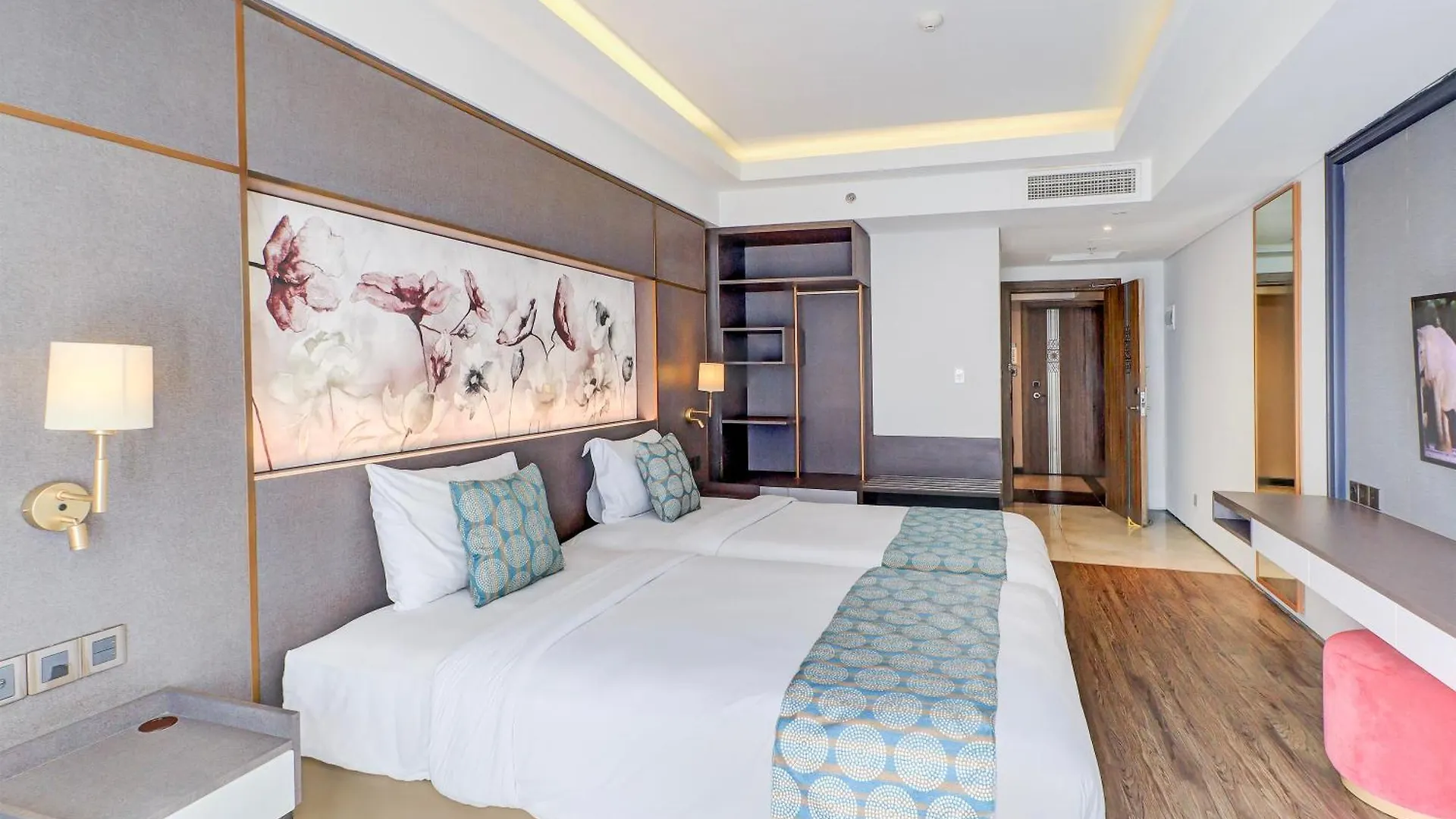 Sunday Hotel Arshika Sunset Road Kuta  Indonesia